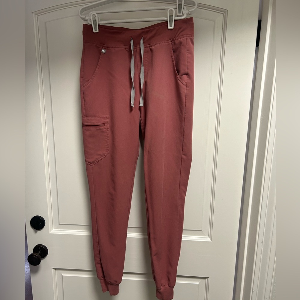 Figs Scrub Bottom Zamora joggers mauve